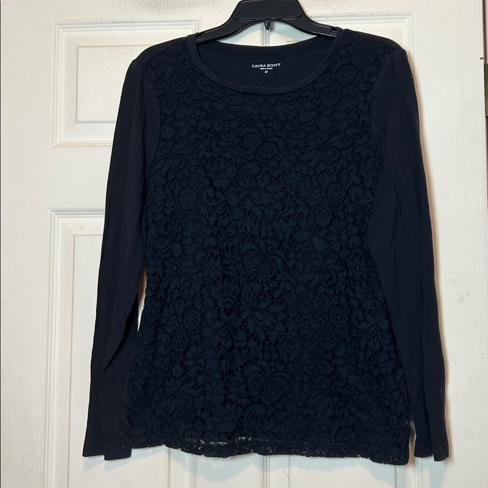 Laura Scott Lace Top Size Medium Black